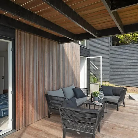 Herewardus - 10m To The Fjord By Interhome *