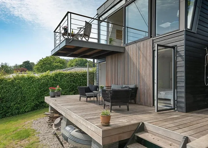 Herewardus - 10m To The Fjord By Interhome Nyaraló *