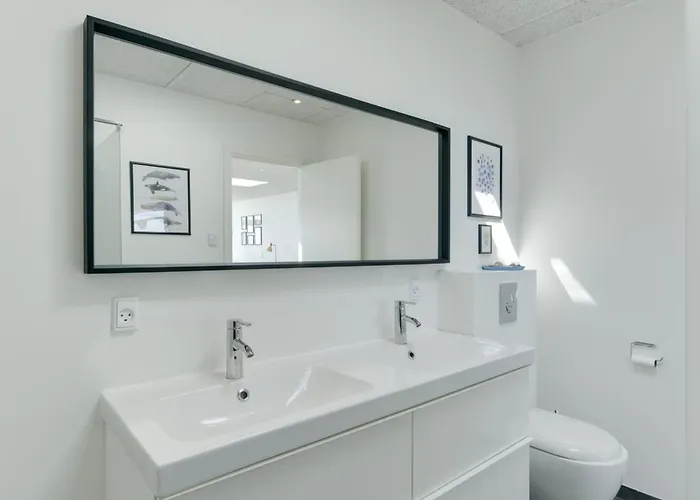 Nyaraló Herewardus - 10m To The Fjord By Interhome Børkop