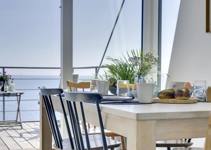 Herewardus - 10m To The Fjord By Interhome Nyaraló